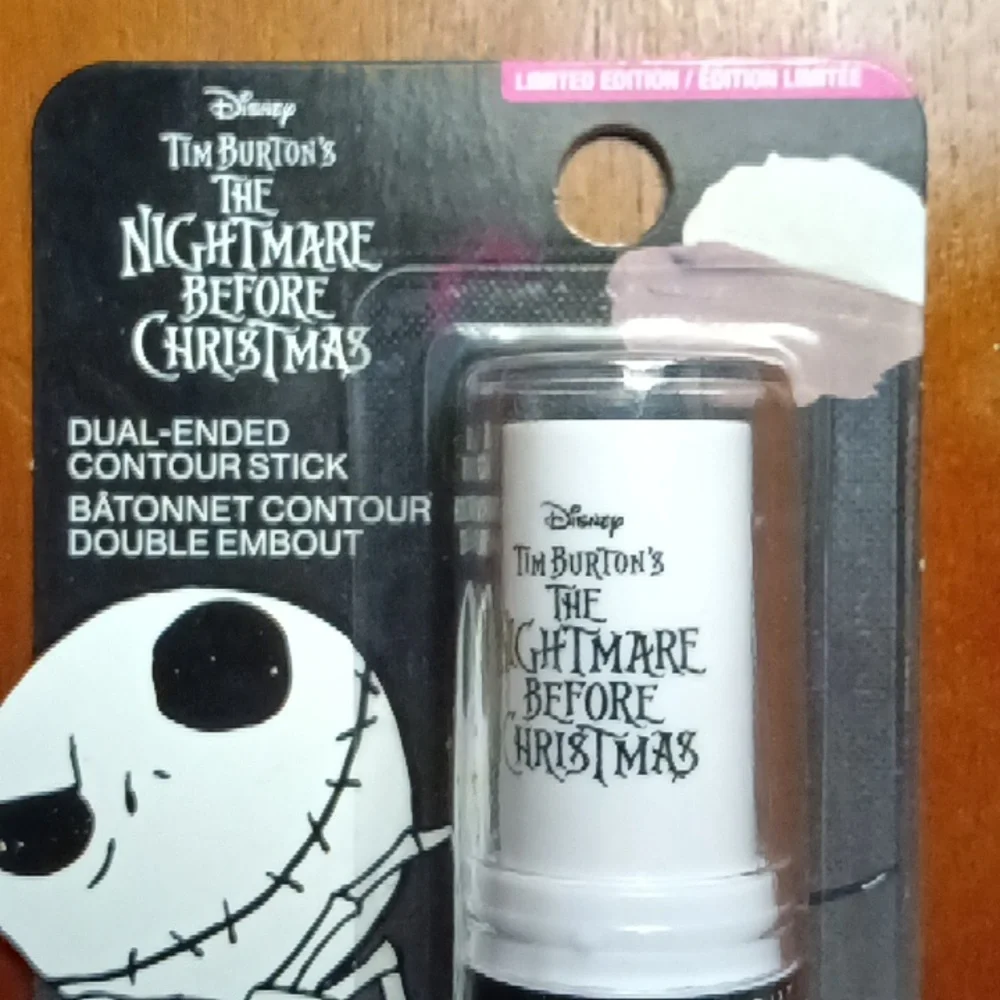 💀 TIM BURTON'S NIGHTMARE BEFORE CHRISTMAS DUAL ENDED CONTOUR STICK💀